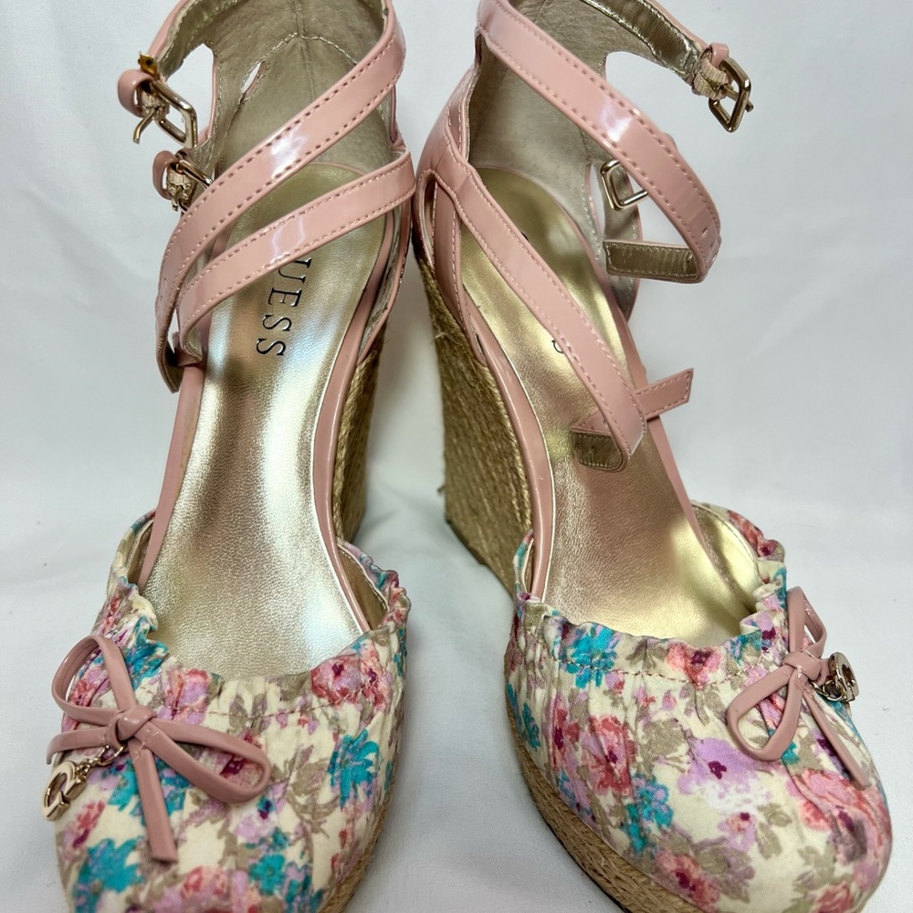 Guess Women’s Wedge Sandals Ivory Multifabric
